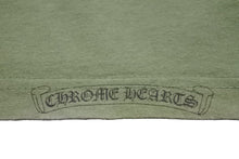 Load image into Gallery viewer, CHROME HEARTS クロムハーツ プリント 半袖Ｔシャツ カーキ 緑 ロゴ トップス 中古 50256