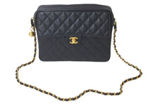 Load image into Gallery viewer, CHANEL シャネル ビジューチェーンショルダーバッグ マトラッセ 玉付きキャビアスキン 2番台 1992年 ブラック 美品 中古 50603