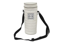 Load image into Gallery viewer, CHANEL シャネル SPORTSLINE スポーツライン ドリンクケース ショルダー ナイロン ホワイト ブラック シルバー 美品 中古 50625