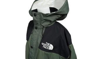 THE NORTH FACE × sacai ザ ノースフェイス サカイ 17AW ナイロンモッズコート カーキ NP6171SA サイズロゴM 美品 中古 51178 