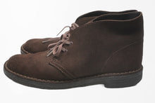 Load image into Gallery viewer, Clarks クラークス DESERT BOOT デザートブーツ ショートブーツ フットウェア スエード ラバー ブラウン 7 1/2 良品 中古 51248