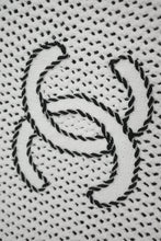 Load image into Gallery viewer, CHANEL シャネル ニット ロング カーディガン ピンク 09C ココマーク トップス ロゴ 刺繍 P34800K01095 サイズ34 美品 中古 51484