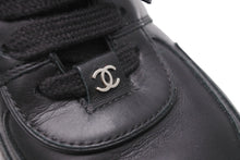 Load image into Gallery viewer, CHANEL シャネル スニーカー レディース ココマーク RG31711 ブラック レザー サイズ36.5 シルバー金具 美品 中古 51510