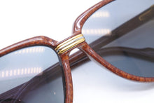 Load image into Gallery viewer, Cartier カルティエ トリニティ サングラス 石目調テンプル 1154850 フランス製 プラスチック ブラウン ゴールド 美品 中古 52632