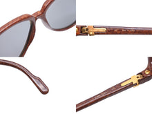 Load image into Gallery viewer, Cartier カルティエ トリニティ サングラス 石目調テンプル 1154850 フランス製 プラスチック ブラウン ゴールド 美品 中古 52632