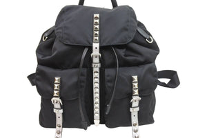 極美品 PRADA プラダ ニューヴェラ ナイロン スタッズ リュックサック ブラック 1BZ81中古 52764