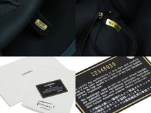 Load image into Gallery viewer, CHANEL シャネル ハンドバッグ エアライントートバッグ 22番台 ココマーク ホワイト ネイビー シルバー金具 美品 中古 52892