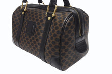 Load image into Gallery viewer, CELINE セリーヌ ハンドバッグ MC98/2 マカダム柄 PVC レザー ブラウン ブラック イタリア製 ゴールド金具 総柄 美品 中古 4b005320