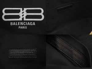 新品同様 BALENCIAGA バレンシアガ ポーチ セカンドバッグ ブラック ホワイト BBロゴ キャンバス ゴールド金具 中古 53365
