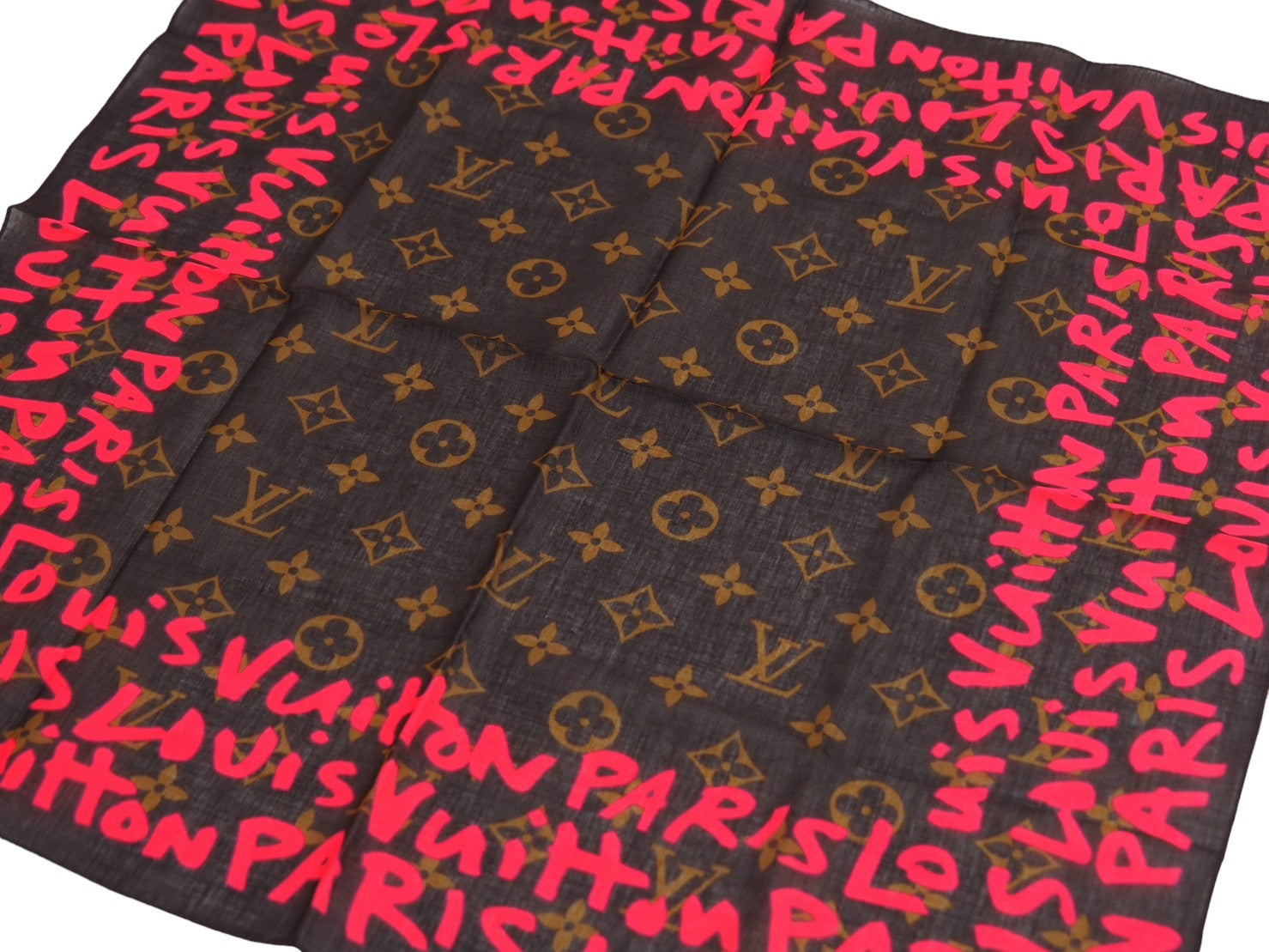 LOUIS VUITTON ルイ・ヴィトン スカーフ グラフィティ