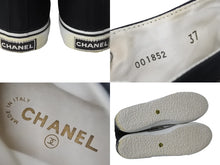 Load image into Gallery viewer, CHANEL シャネル スニーカー 001852 ココマーク ハイカットスニーカー ブラック ホワイト キャンバス サイズ37 良品 中古 53532