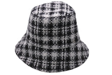 Load image into Gallery viewer, CHANEL シャネル バケットハット ココマーク チェック柄 S コットン ツイード ブラック ホワイト シルバー金具 美品 中古 53948