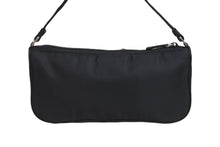Load image into Gallery viewer, 極美品 PRADA プラダ ショルダーバッグ トライアングルロゴ MV633 ナイロン ブラック シルバー金具 中古 54107