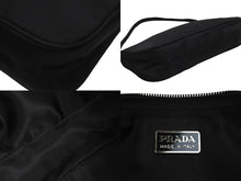 Load image into Gallery viewer, 極美品 PRADA プラダ ショルダーバッグ トライアングルロゴ MV633 ナイロン ブラック シルバー金具 中古 54107