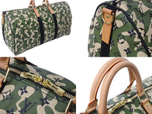 Load image into Gallery viewer, 極美品 LOUIS VUITTON ルイヴィトン × 村上隆 キーポルバンドリエール55 モノグラムモフラージュ M95774 中古 54115