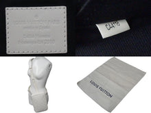 Load image into Gallery viewer, 極美品 LOUIS VUITTON ルイヴィトン ショルダーバッグ M53297 ユティリティ・サイドバッグ トリヨン ホワイト金具 中古 54279