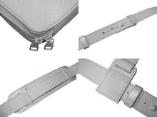 Load image into Gallery viewer, 極美品 LOUIS VUITTON ルイヴィトン ショルダーバッグ M53297 ユティリティ・サイドバッグ トリヨン ホワイト金具 中古 54279