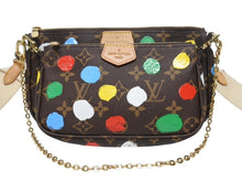Load image into Gallery viewer, 新品同様 LOUIS VUITTON ルイヴィトン 草間彌生 ミュルティ ポシェット アクセソワール M46385 モノグラムキャンバス マルチカラー 中古 4b005471