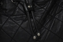 Load image into Gallery viewer, CHANEL シャネル ワンショルダーバッグ 11番台 ワイルドステッチ ラムスキン ブラック シルバー金具 美品 中古 54872