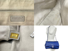 Load image into Gallery viewer, 極美品 CHANEL シャネル マトラッセ チェーンショルダーバッグ キャビアスキン 18番台 シングルフラップ ブルー 中古 54875