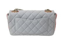 Load image into Gallery viewer, 極美品 CHANEL シャネル ショルダーバッグ シングルフラップ マトラッセ Wチェーン グレー レッド ウール ゴールド金具 中古 54886