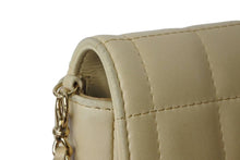 Load image into Gallery viewer, CHANEL シャネル チェーンショルダーバッグ チョコバー A15316 8番台 ベージュ ゴールド金具 美品 中古 54891