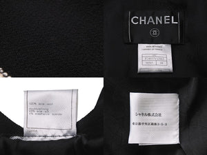 極美品 CHANEL シャネル ウール エンブレム ダブル ジャケット 05C ブラック ロゴ ツイード P24937V12963 サイズ44 中古 54954