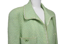 Load image into Gallery viewer, 極美品 CHANEL シャネル ジャケット ココマーク 97P グリーン ツイード P07346V05393 サイズ40 中古 55317