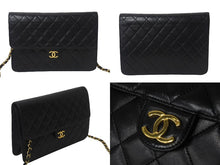 Load image into Gallery viewer, CHANEL シャネル チェーンショルダーバッグ プッシュロック 4番台 ココマーク ラムスキン ブラック ゴールド 美品 中古 55457