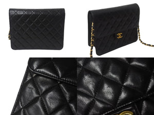 CHANEL シャネル ショルダーバッグ マトラッセ22 チェーン プッシュロック 3番台 ブラック ゴールド金具 レザー 美品 中古 55477