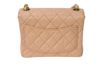 Load image into Gallery viewer, CHANEL シャネル チェーンショルダーバッグ ミニマトラッセ17cm 8番台 キャビア サーモンピンク ゴールド金具 美品 中古 55485