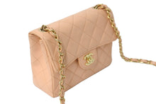 Load image into Gallery viewer, CHANEL シャネル チェーンショルダーバッグ ミニマトラッセ17cm 8番台 キャビア サーモンピンク ゴールド金具 美品 中古 55485