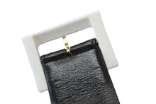 Load image into Gallery viewer, CHANEL シャネル ベルト バックル COCOロゴ ブラック レザー プラスチック ホワイト ゴールド金具 ユニセックス 美品 中古 55497