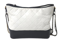 Load image into Gallery viewer, CHANEL シャネル 2WAYチェーンショルダーバッグ マトラッセ ココマーク ステッチ ラムスキン ガブリエル ホワイト 美品 中古 55638