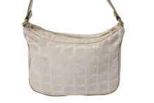 Load image into Gallery viewer, CHANEL シャネル ワンショルダーバッグ A20516 ニュートラベルライン 7番台 2002年 キャンバス カーフ ベージュ 良品 中古 55652