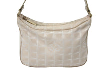 Load image into Gallery viewer, CHANEL シャネル ワンショルダーバッグ A20516 ニュートラベルライン 7番台 2002年 キャンバス カーフ ベージュ 良品 中古 55652