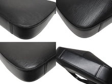 Load image into Gallery viewer, LOUIS VUITTON ルイヴィトン レヴリ ワンショルダーバッグ ハンドバッグ M52162 ブラック エピレザー 美品 中古 4b005567