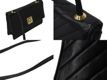 Load image into Gallery viewer, CHANEL シャネル ショルダーバッグ シェブロンステッチ ブラック ココマーク 2番台 ラムスキン ゴールド金具 美品 中古 55769