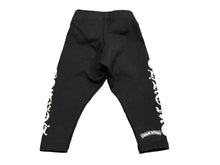 Load image into Gallery viewer, 新品未使用 CHROME HEARTS クロムハーツ パンツ レギンス ロゴプリント ブラック キッズ 6 MONTHS 52/41 中古 55810