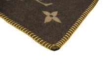 Load image into Gallery viewer, LOUIS VUITTON ルイヴィトン モノグラム ファッション雑貨 ブランケット ブラウン ベージュM92067 中古 55930