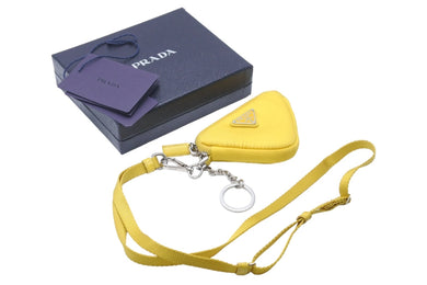PRADA プラダ ポーチ トライアングルプレート Re ナイロン ネックストラップ付 イエロー 2TT140 シルバー金具 美品 中古 55940 