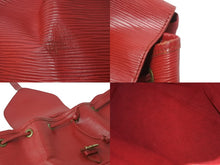 Load image into Gallery viewer, LOUIS VUITTON ルイヴィトン リュック・デイパック 1997年 プレオウンド エピ モンスリMM レッド ゴールド金具 美品 中古 55952