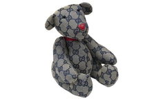 Load image into Gallery viewer, GUCCI グッチ GGキャンバス ぬいぐるみ 人形 テディーベア クマ ベージュ ネイビー 7077722 美品 中古 56024