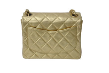 Load image into Gallery viewer, 極美品 CHANEL シャネル ミニマトラッセ 17 ココマーク シングルチェーンバッグ フラップ レザー ゴールド金具 中古 56083