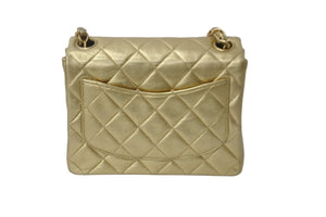 極美品 CHANEL シャネル ミニマトラッセ 17 ココマーク シングルチェーンバッグ フラップ レザー ゴールド金具 中古 56083