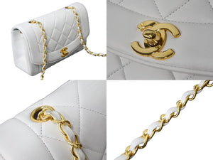 極美品 CHANEL シャネル ダイアナ22 マトラッセ チェーンショルダーバッグ ホワイト ラムスキン 4番台 ココマーク 中古 56084