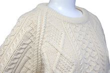 Load image into Gallery viewer, 極美品 CHANEL シャネル ニット フィッシャーマンセーター PO8000V00293 96P アイボリー サイズ42 中古 56115