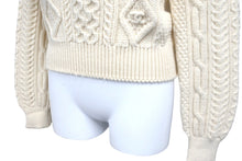 Load image into Gallery viewer, 極美品 CHANEL シャネル ニット フィッシャーマンセーター PO8000V00293 96P アイボリー サイズ42 中古 56115