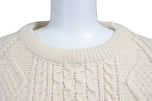 Load image into Gallery viewer, 極美品 CHANEL シャネル ニット フィッシャーマンセーター PO8000V00293 96P アイボリー サイズ42 中古 56115