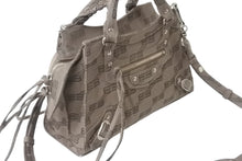 Load image into Gallery viewer, 新品同様 BALENCIAGA バレンシアガ ショルダーバッグ Neo Cagole XS 22AW 696495 コットンキャンバス シルバー金具 中古 56181